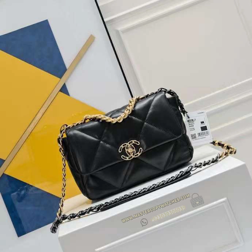 Copy Bags to Complete Your Look in Dubai